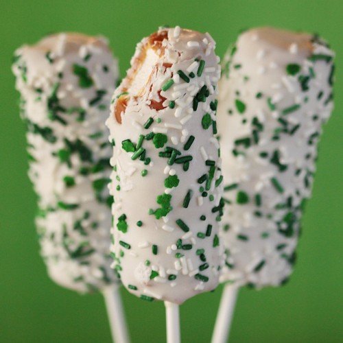 Top 10 Crazy Ways To Eat Marshmallows